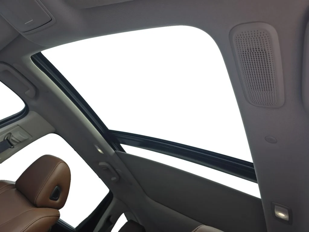 Certified Used 2025 Liquid Carbon Metallic Acura Technology Package image 20