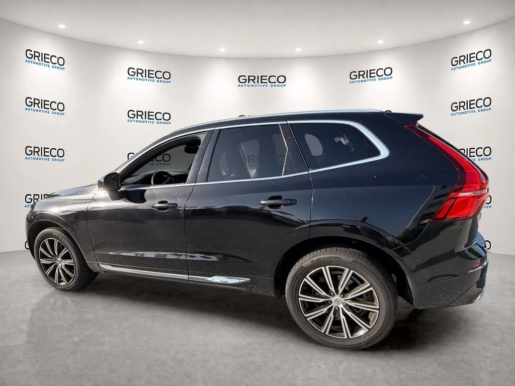 Used 2021 Onyx Black Metallic Volvo T6 Inscription image 5