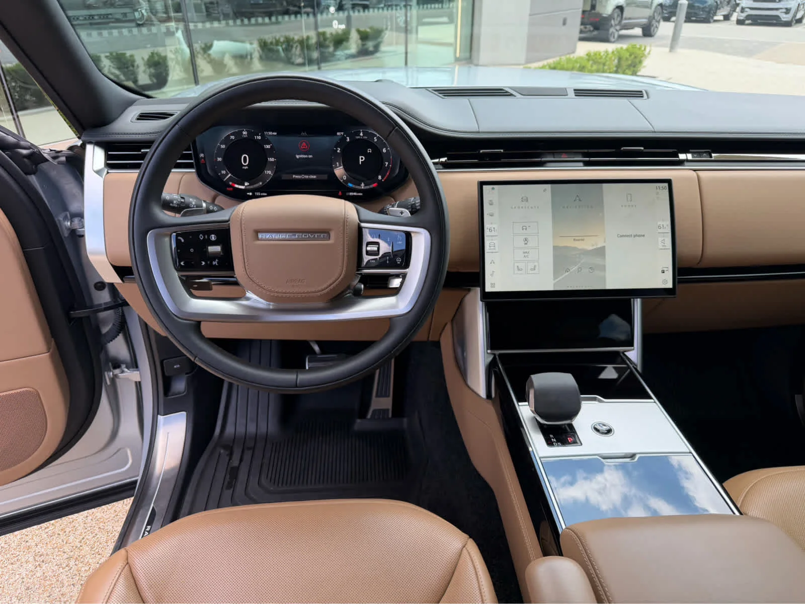 2025 Land Rover Range Rover SE - Photo 14
