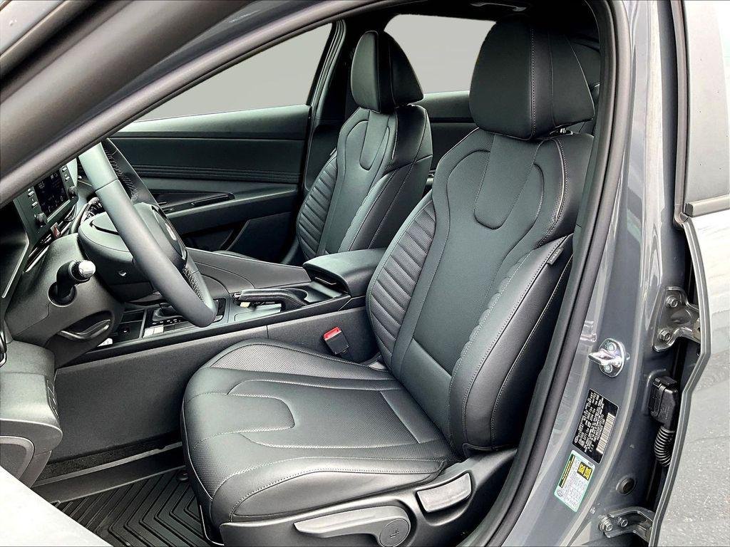 New 2026 Gray Hyundai SEL Sport Plus image 17