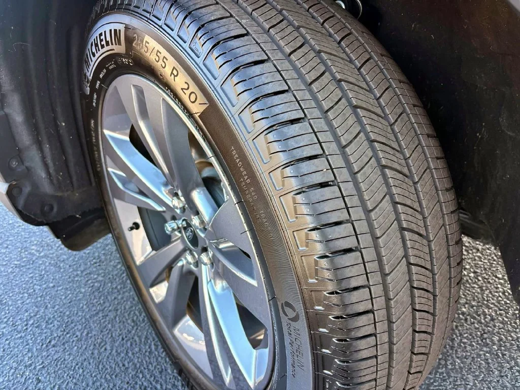 Used 2026 Black Metallic Ford Active image 9