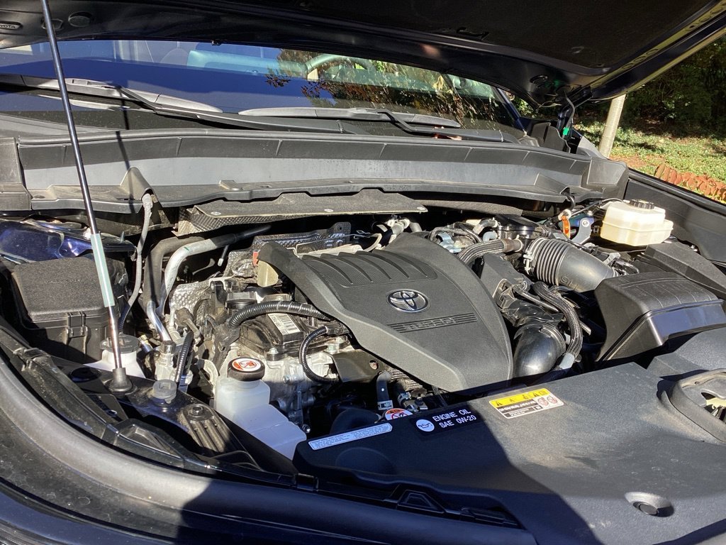 Certified Used 2025 Blue Toyota MAX Platinum image 24