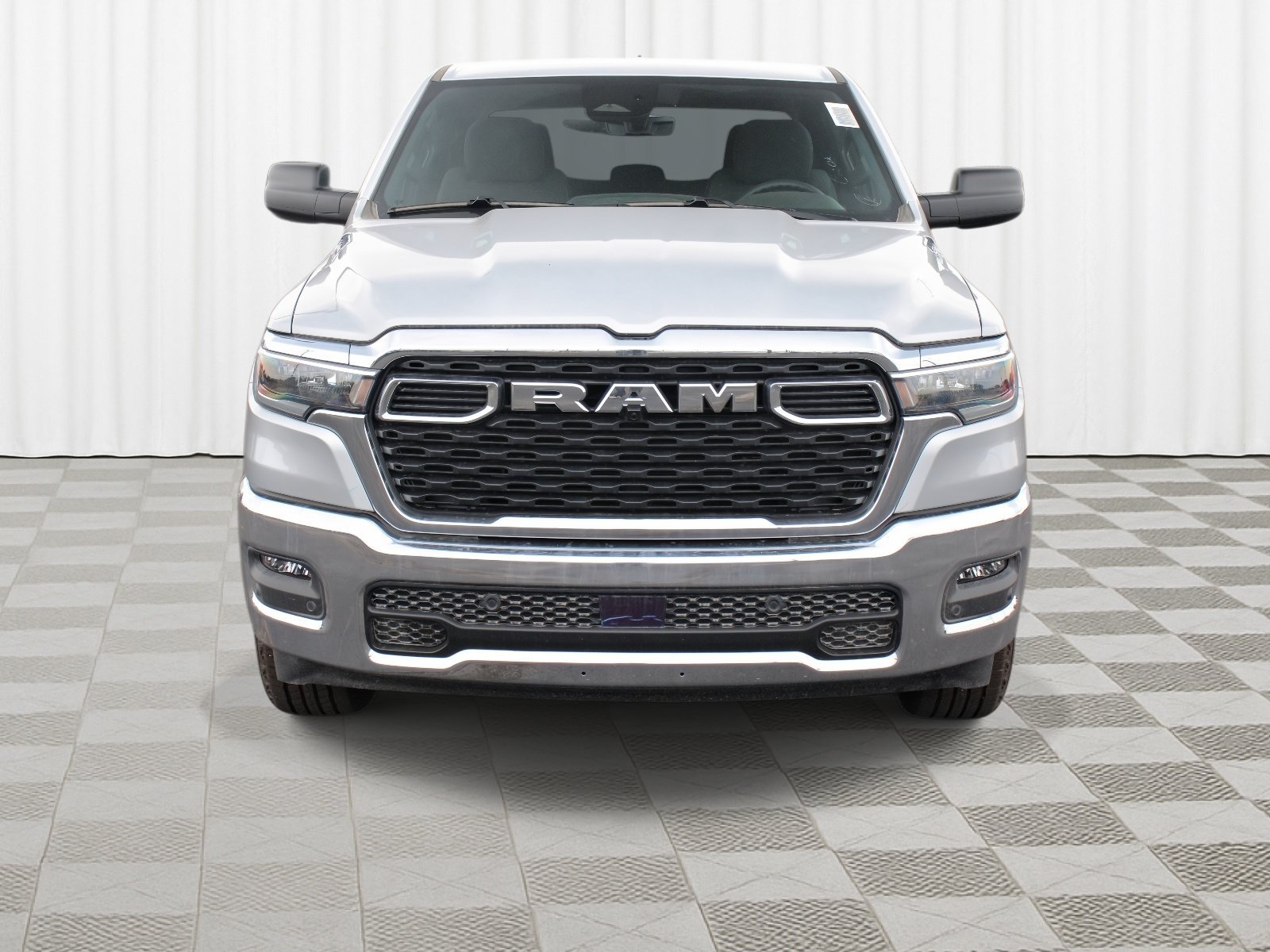 New 2026 Silver Zynith Exterior Paint RAM Big Horn image 30