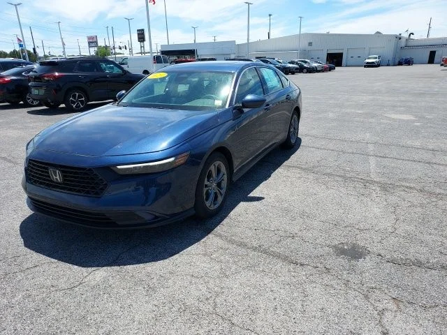 Used 2024 Blue Honda EX image 10