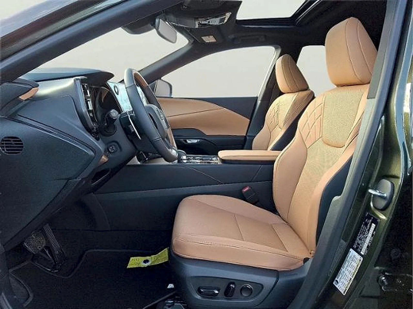 New 2026 Nori Green Pearl Lexus Premium image 5