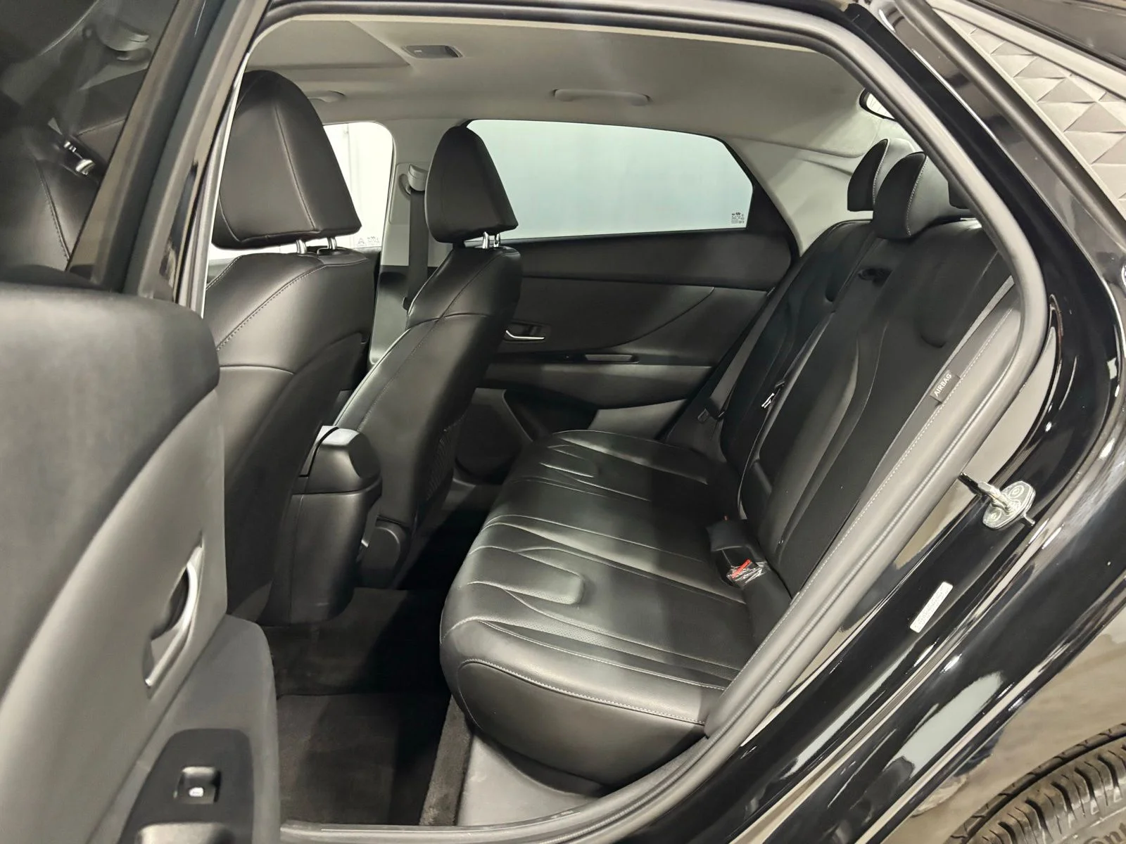 Used 2024 Black Hyundai Limited image 19