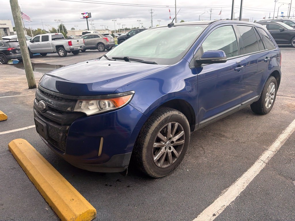 Used 2013 Blue Ford SEL image 6