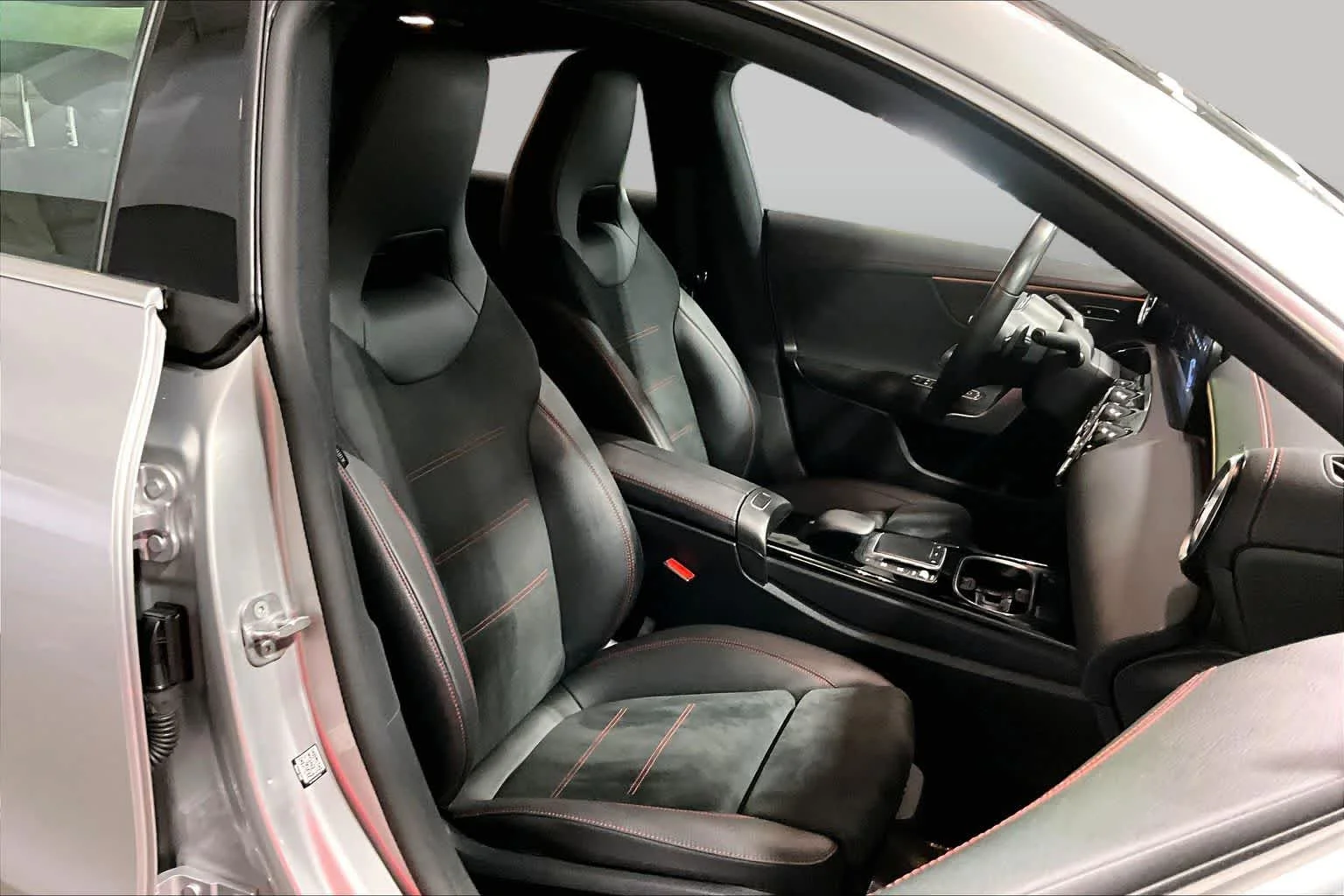 Used 2023 Iridium Silver Metallic Mercedes-Benz CLA 250 image 8