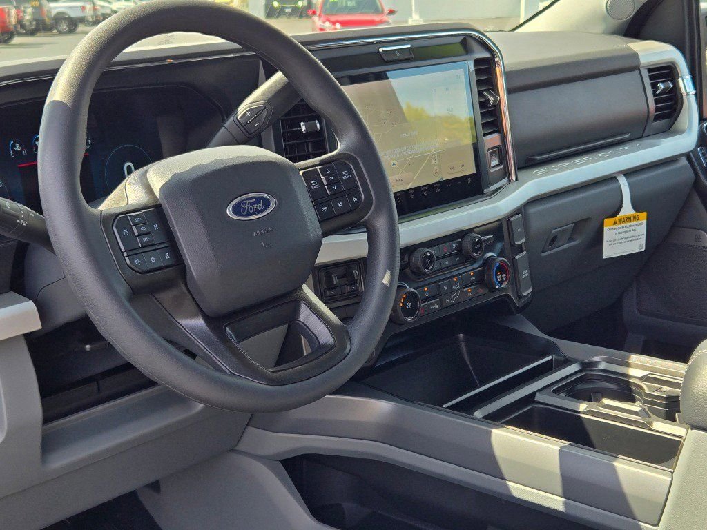 2026 Ford F-350 Super Duty XLT - Photo 23