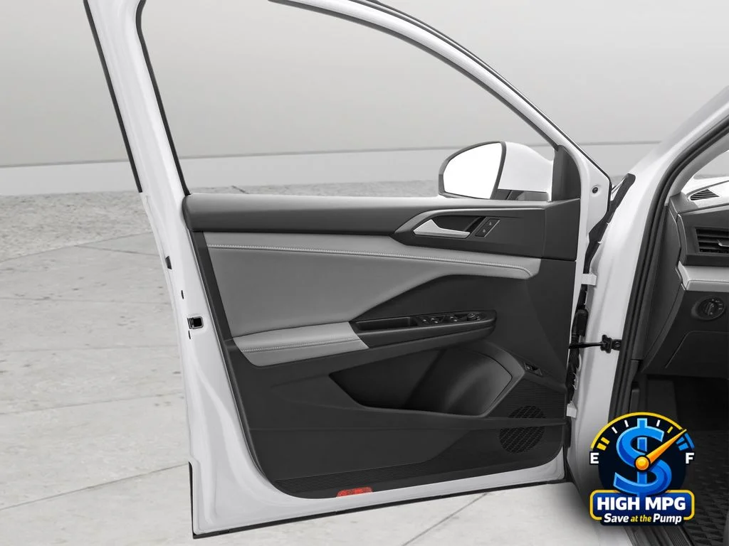 Used 2024 White Volkswagen 1.5T SE image 12
