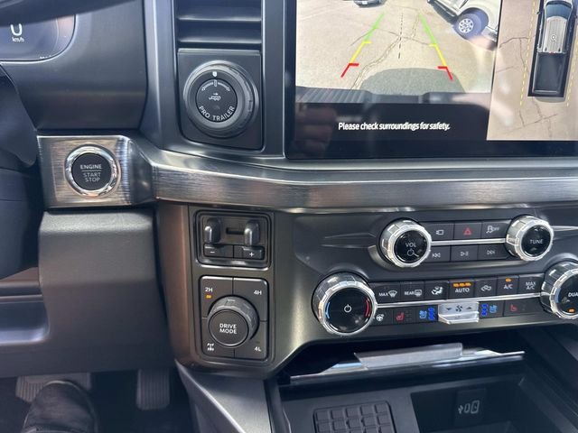 Used 2025 Oxford White Ford Lariat image 25