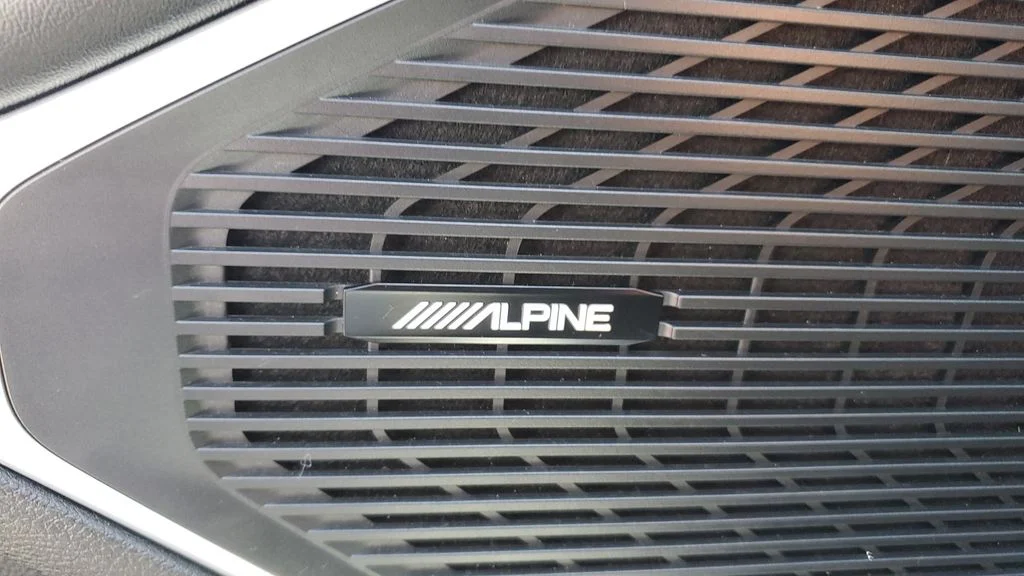 Used 2024 White Jeep Series II image 24