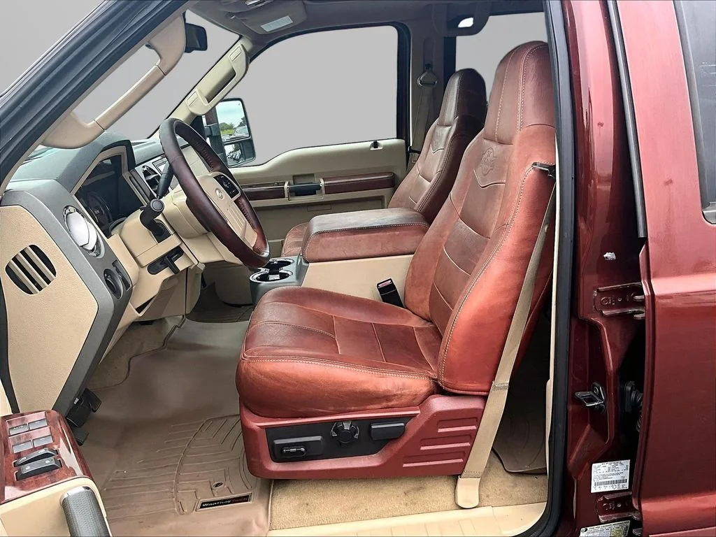 Used 2008 Red Ford  image 24
