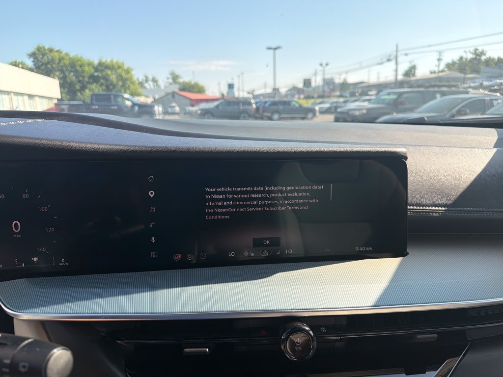 Used 2025 Blue Nissan SL image 22