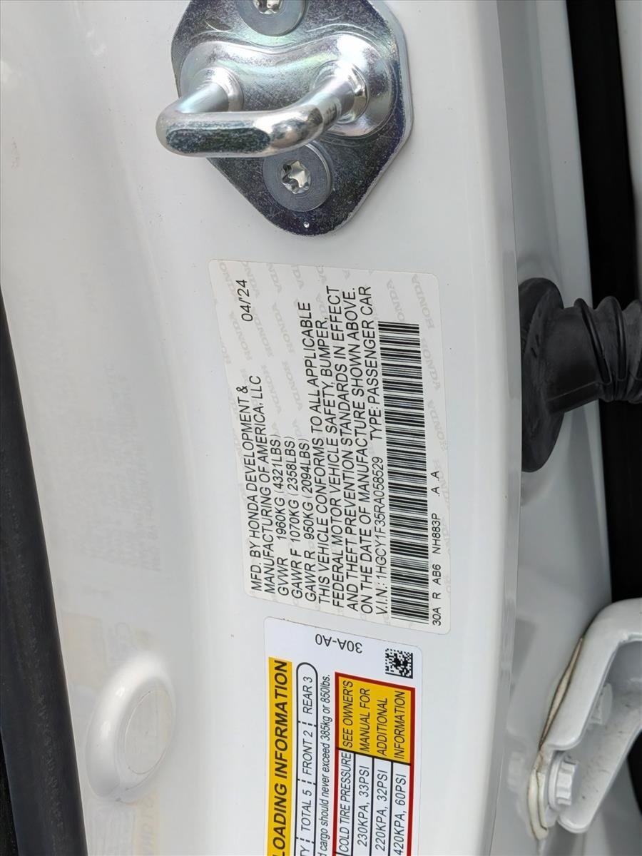 Used 2024 Platinum White Pearl Honda EX image 25