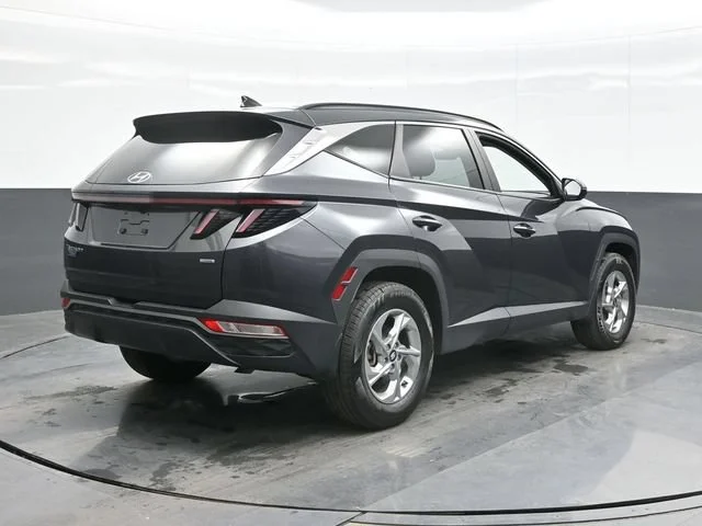 Used 2023 Gray Hyundai SEL image 9