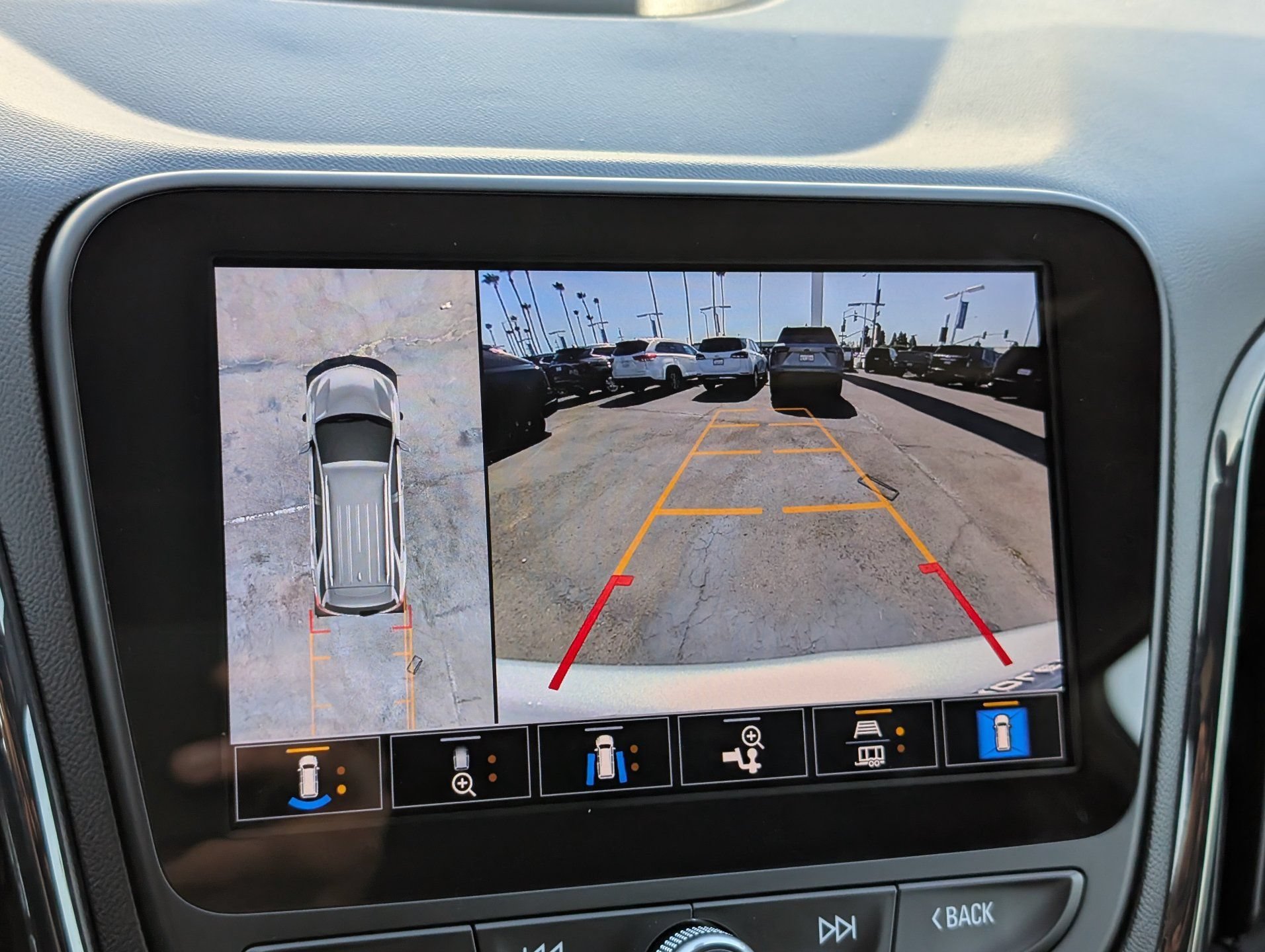 2022 Chevrolet Equinox RS - Photo 23