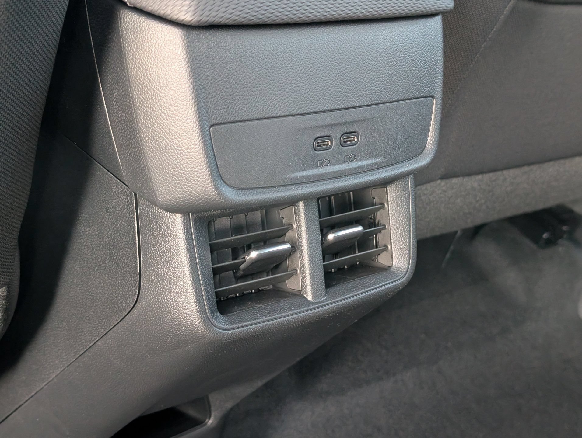 2027 Chevrolet Equinox LT - Photo 16