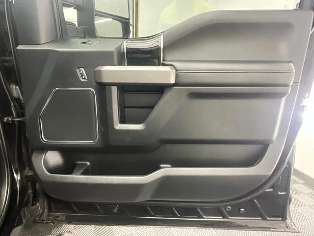 Used 2020 Black Ford Platinum image 20