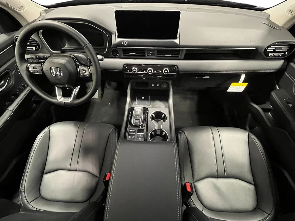 New 2026 Platinum White Pearl Honda AWD Touring image 12
