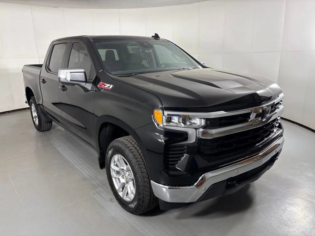 New 2026 Black Chevrolet LT image 2