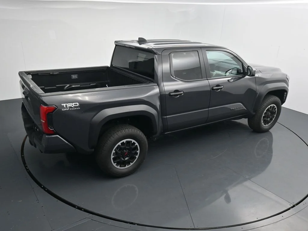 Used 2024  Toyota TRD Off-Road image 27