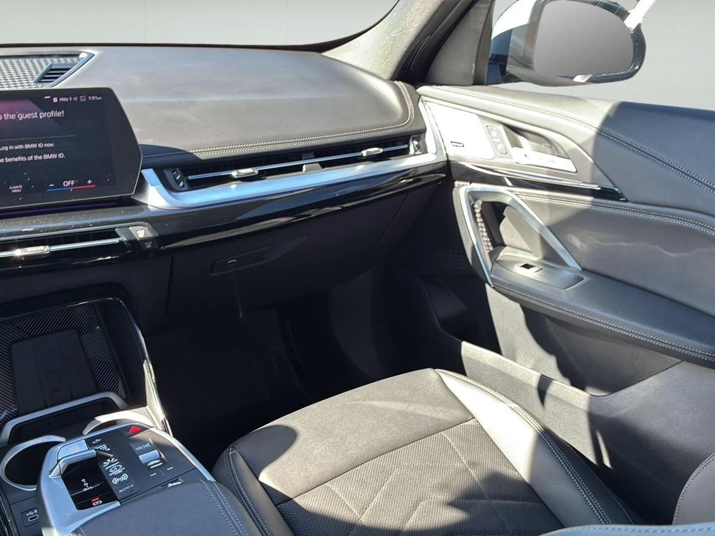 Used 2023 Space Silver Metallic BMW xDrive28i image 21