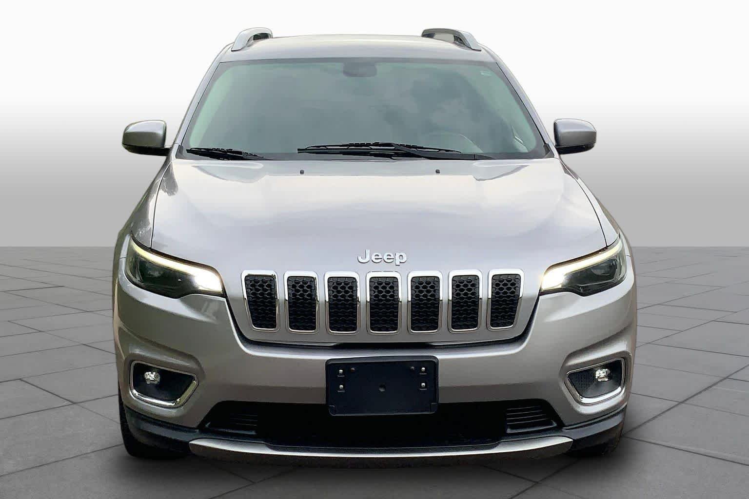 Pre-Owned 2019 Jeep Cherokee Limited