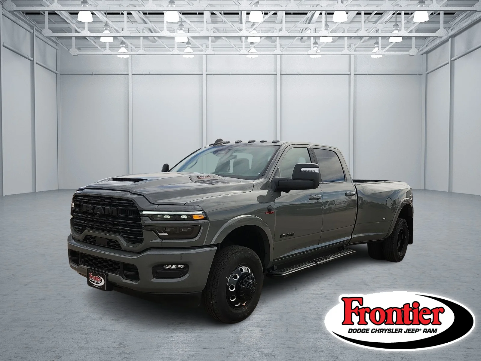 New 2027 Ceramic Gray Clear-Coat  Paint Ram LARAMIE CREW CAB 4X4 8
