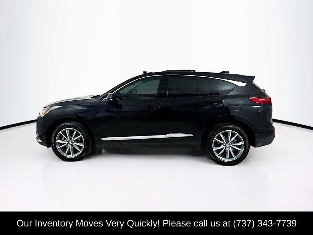 Used 2024 Majestic Black Pearl Acura Technology Package image 4