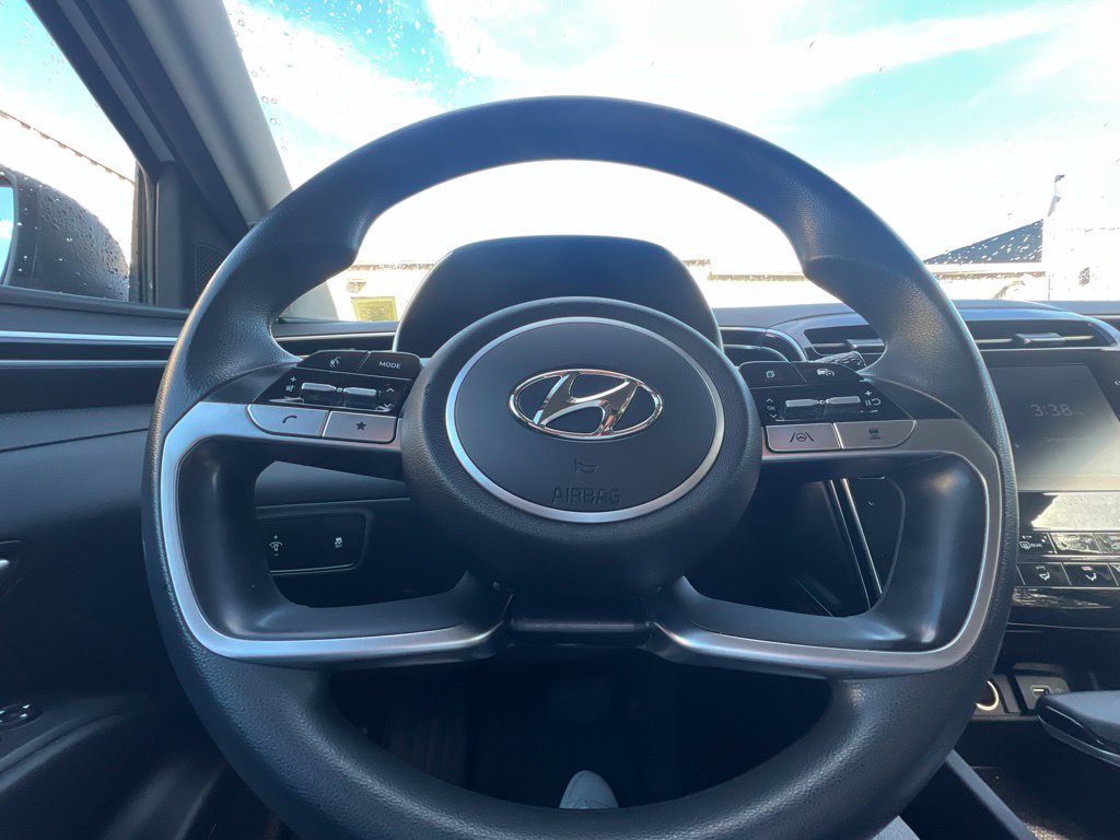 Used 2022 Gray Hyundai SEL image 11