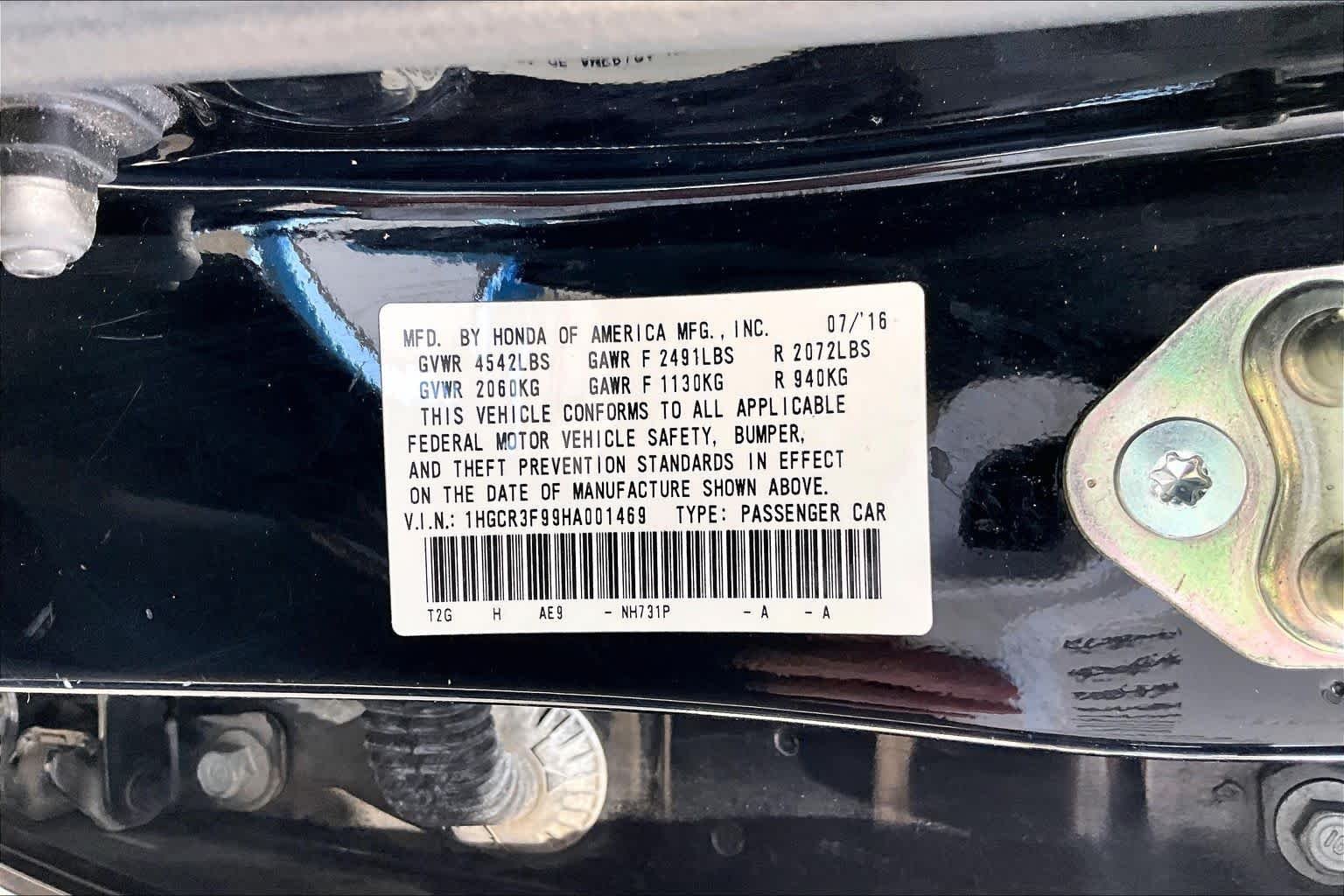 Used 2017 Crystal Black Pearl Honda Touring image 35