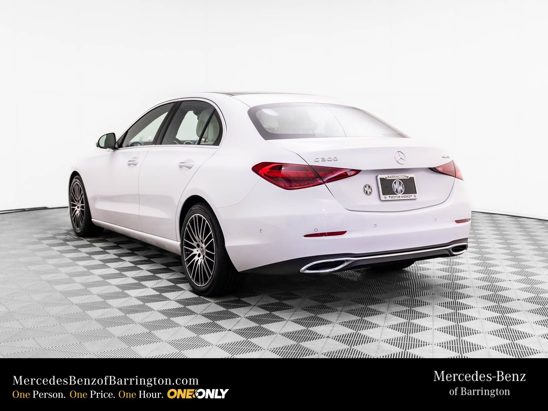 New 2026 MANUFAKTUR Moonlight White Metallic Mercedes-Benz C 300 image 3