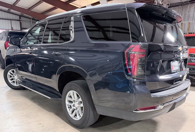 Used 2025 Gray Chevrolet LT image 6