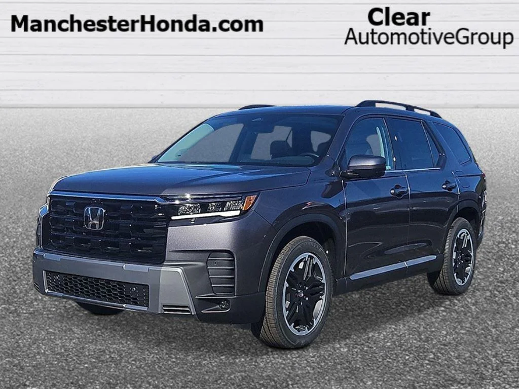 2026 Honda Pilot Touring Blackout AWD's photo