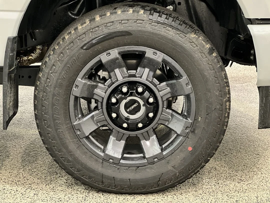 2026 Ford F-350 Super Duty XL - Photo 10