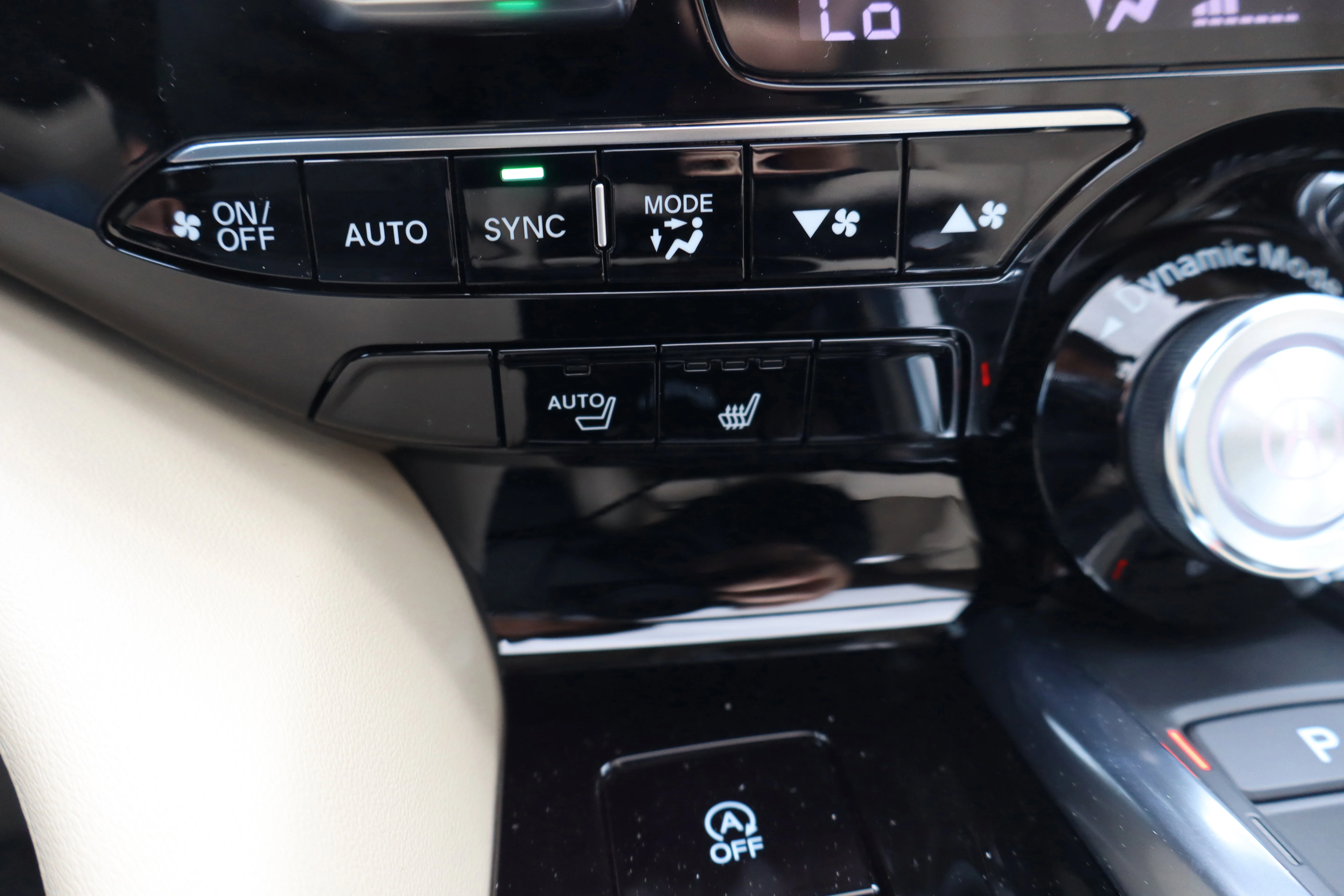 New 2026 Platinum White Pearl Acura w/Technology Package image 18