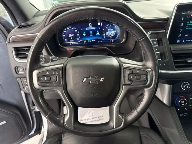 Used 2023 White Chevrolet Z71 image 28