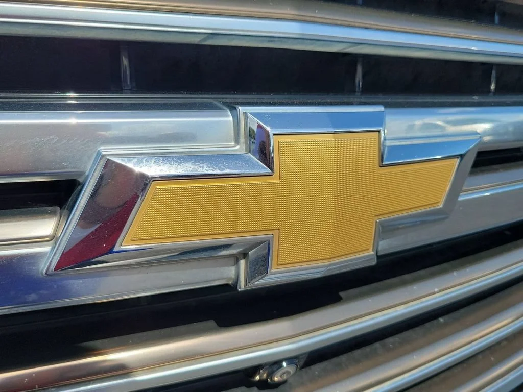 Certified Used 2021 SATIN STEEL METALLIC Chevrolet High Country image 33
