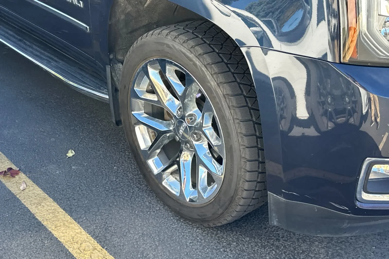 Used 2020  GMC Denali image 9