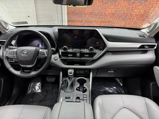 2023 Toyota Highlander Platinum - Photo 8