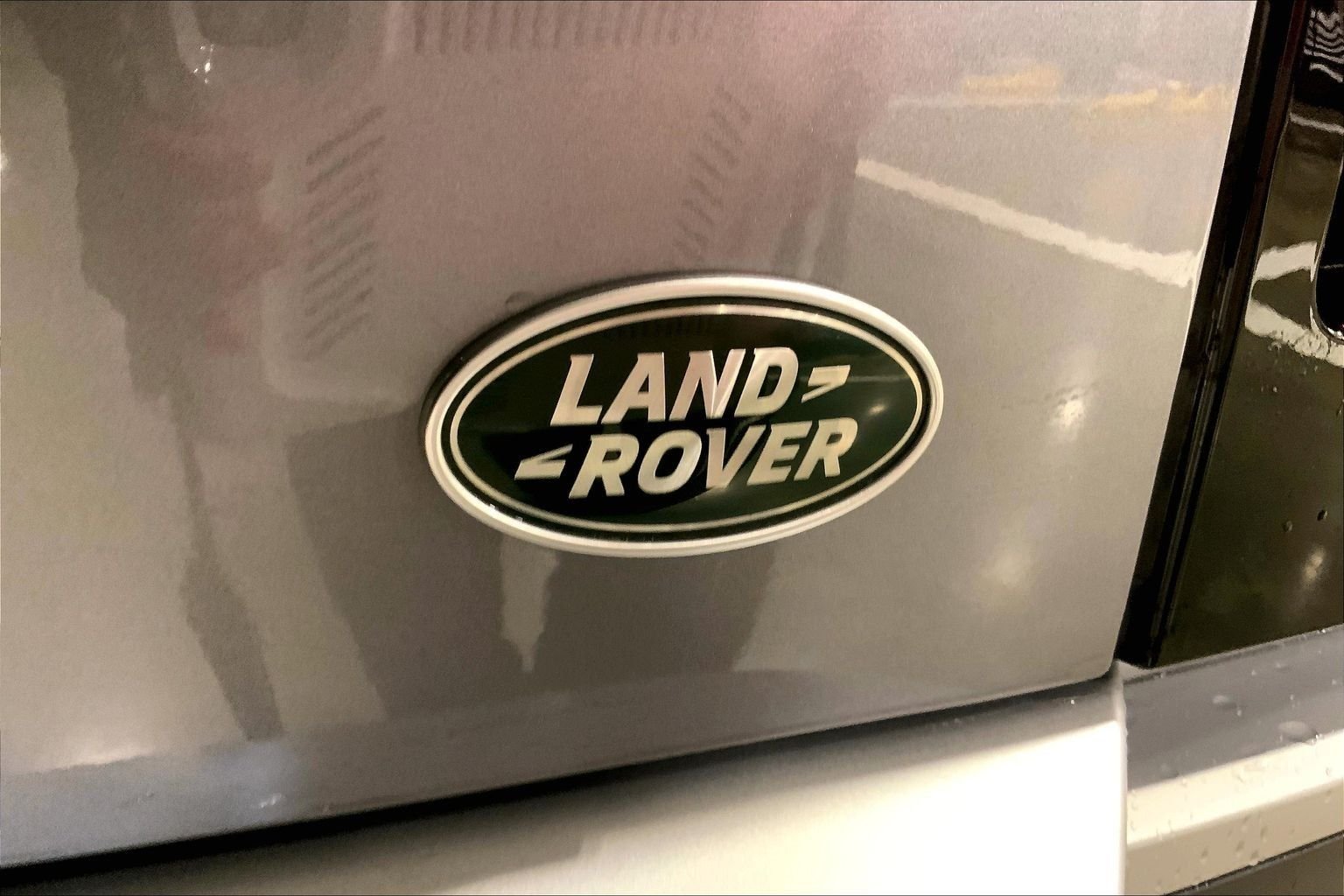 Used 2023 Eiger Gray Metallic Land Rover SE image 31