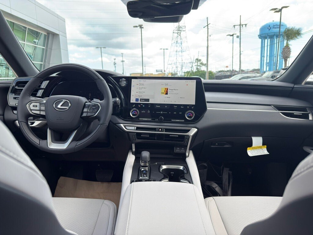 New 2026 Ultra White Lexus F SPORT DESIGN image 20