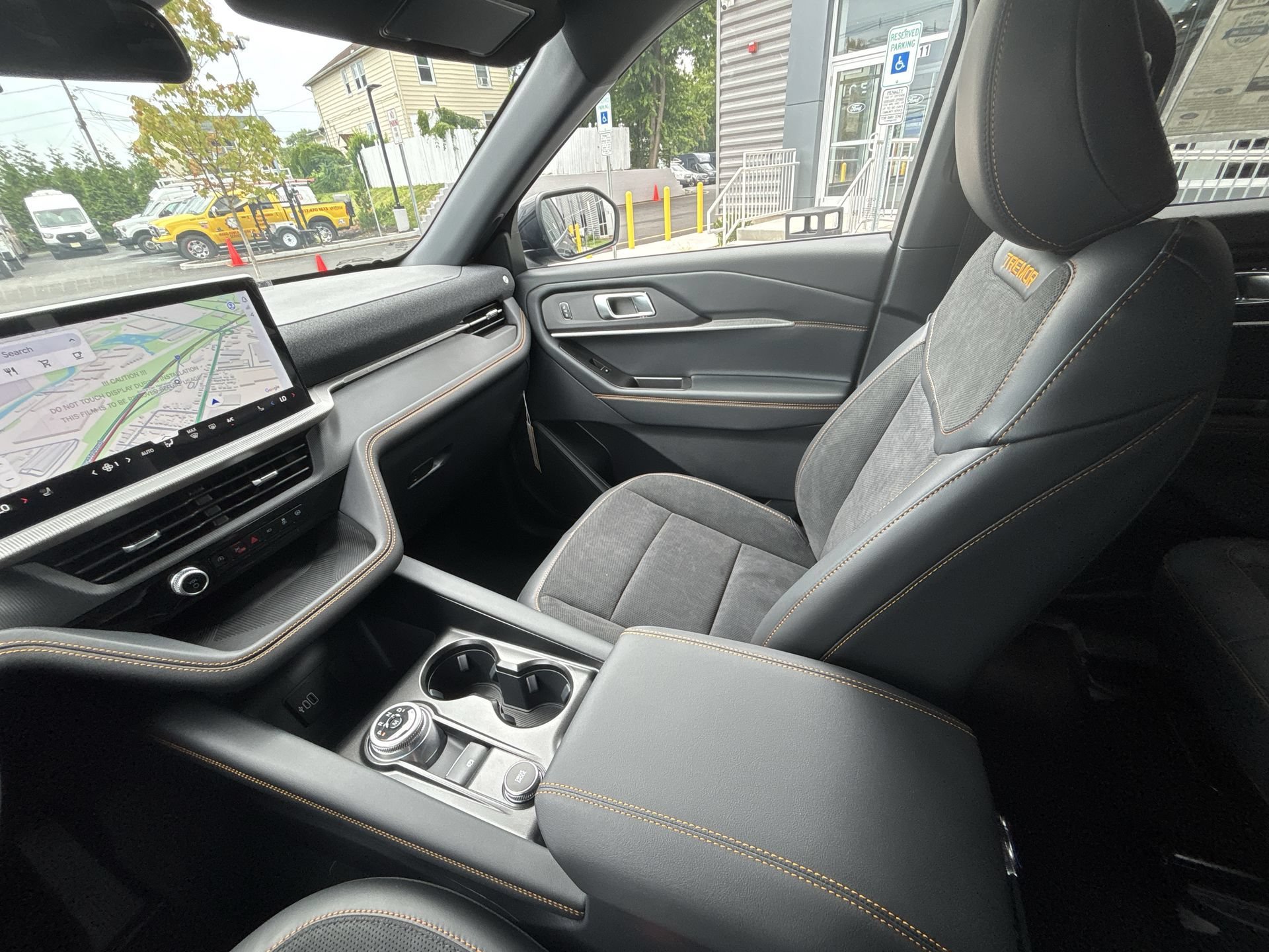 New 2026 Agate Black Metallic Ford Tremor® image 22