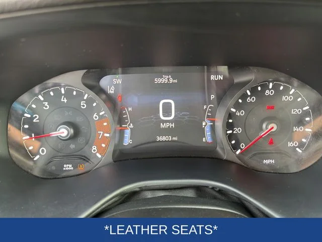 Used 2025 Black Jeep Latitude image 9