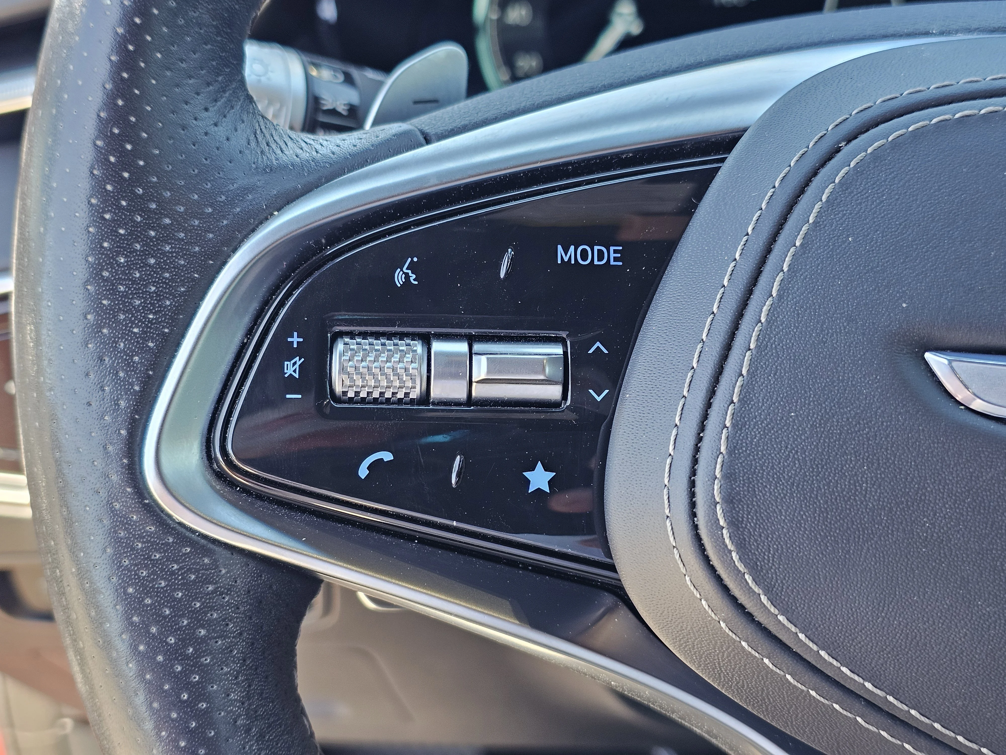 2022 GENESIS GV70 Sport - Photo 20