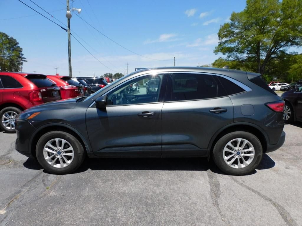 Used 2020 Ford Escape SE with VIN 1FMCU9G63LUB06466 for sale in Hartselle, AL