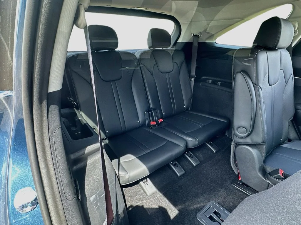 New 2026 Mineral Blue Kia EX image 28