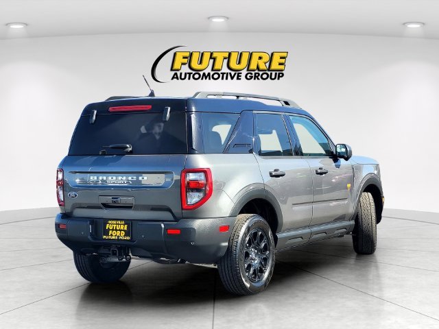 Used 2025 Gray Ford Badlands image 4