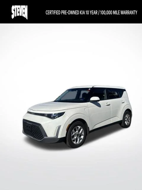 Used 2025 White Kia LX image 3